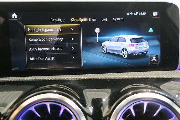 Mercedes-Benz A200 13 of 17