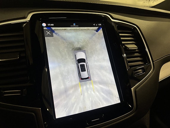 Volvo XC90 23 of 26