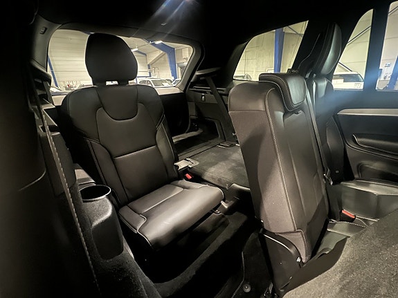 Volvo XC90 17 of 26