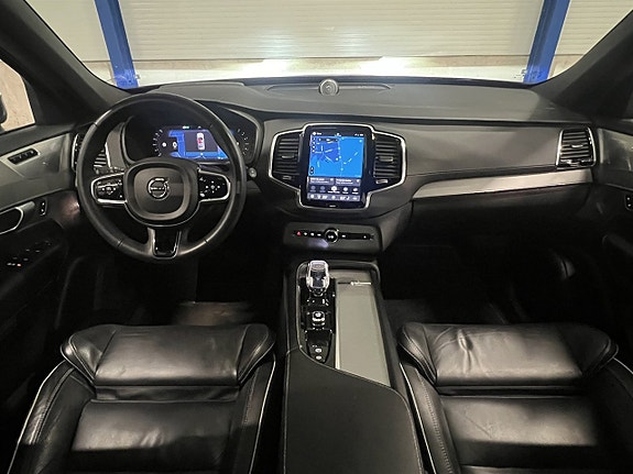 Volvo XC90 19 of 26