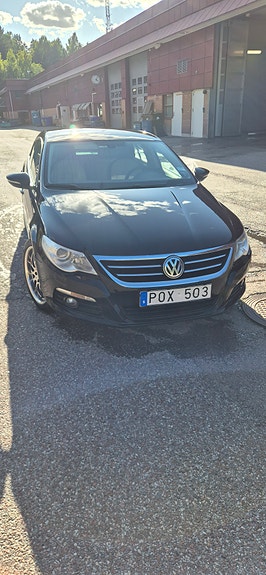 Volkswagen Passat CC 6 of 10