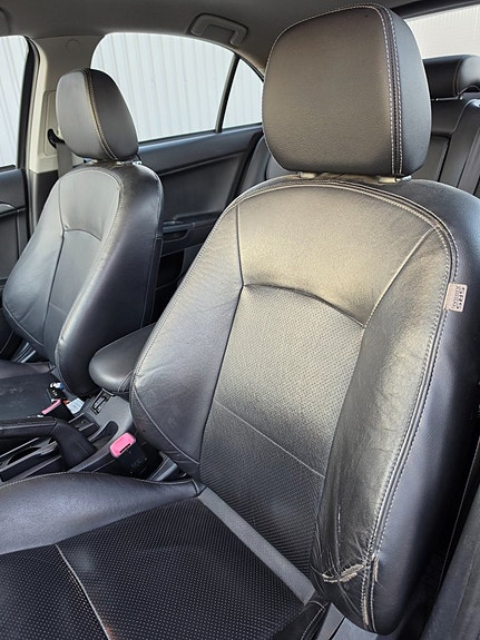 Mitsubishi Lancer 8 of 9