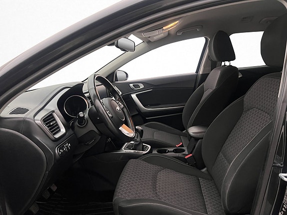 Kia Ceed 11 of 29