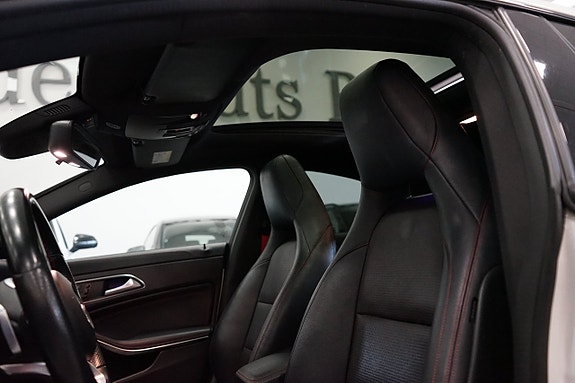 Mercedes-Benz CLA45 12 of 24