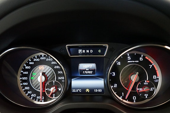 Mercedes-Benz CLA45 24 of 24