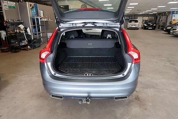 Volvo V60 3 of 13