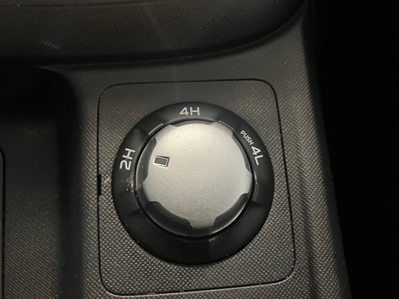 Isuzu D-max 15 of 18
