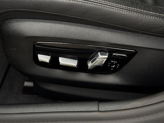 BMW 530e 13 of 30