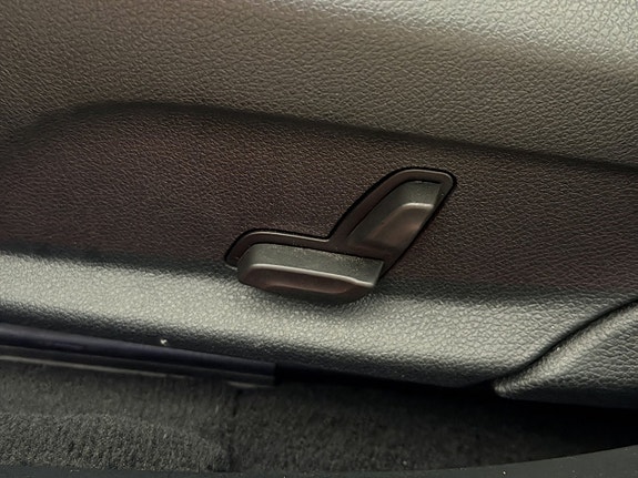 Mercedes-Benz C300 14 of 30