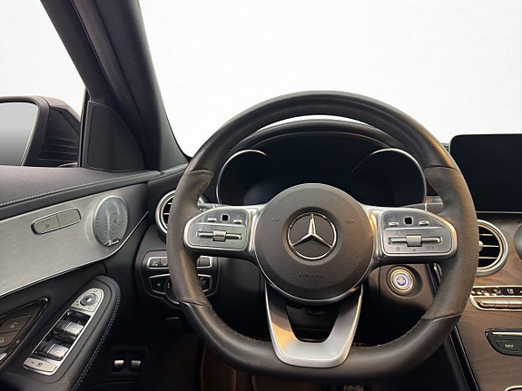 Mercedes-Benz C300 16 of 30