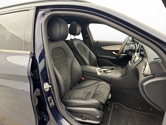 Mercedes-Benz C300 29 of 30