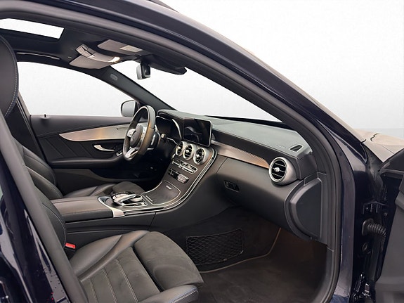 Mercedes-Benz C300 30 of 30