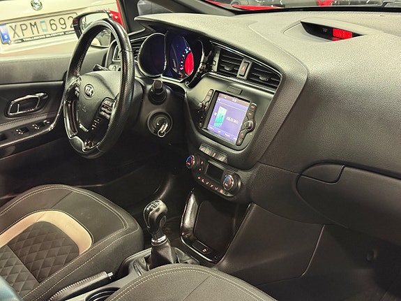 Kia Ceed 15 of 20