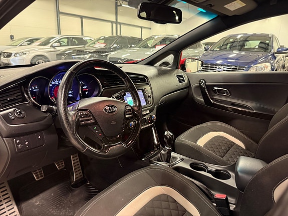 Kia Ceed 13 of 20