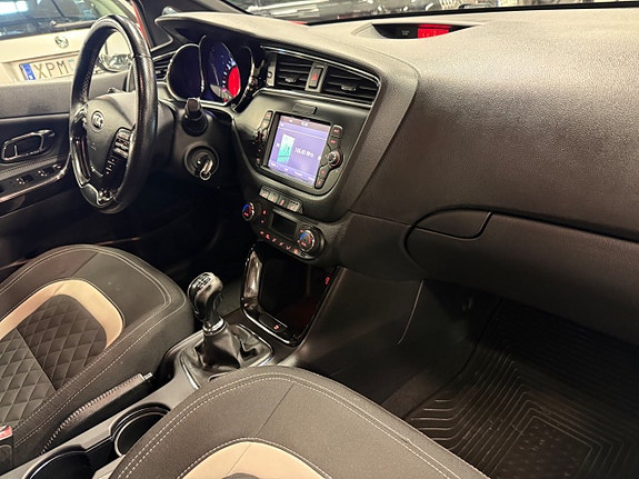 Kia Ceed 16 of 20