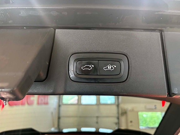 Volvo V90 Cross Country 10 of 10