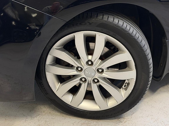 Kia Carens 13 of 23