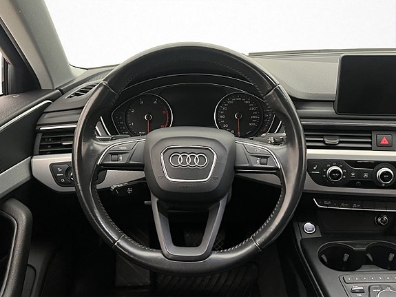 Audi A4 14 of 30