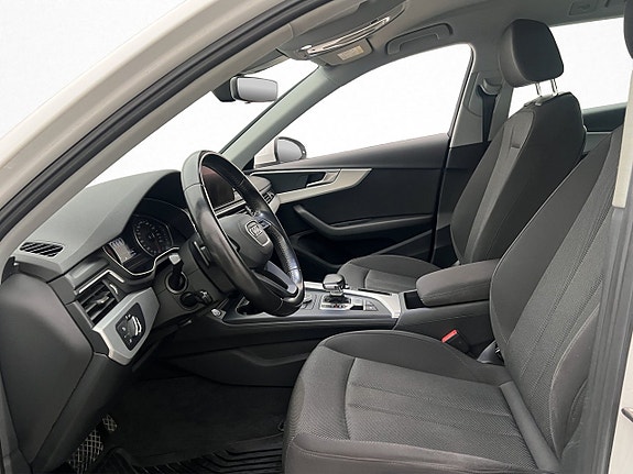 Audi A4 12 of 30