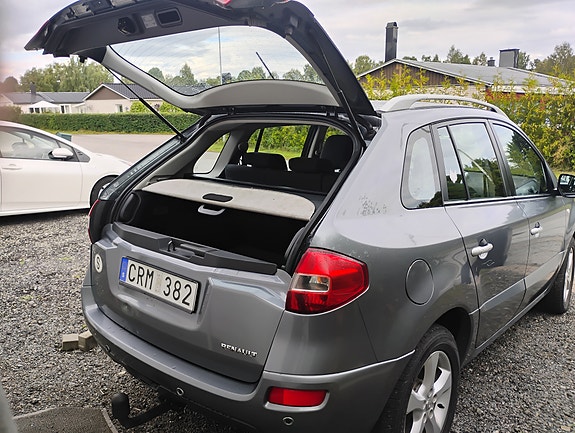 Renault Koleos 11 of 12