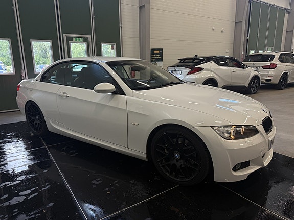 BMW 325i 7 of 24
