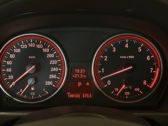 BMW 325i 16 of 24
