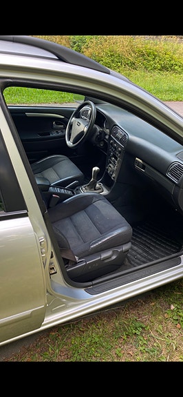 Volvo V40 4 of 4