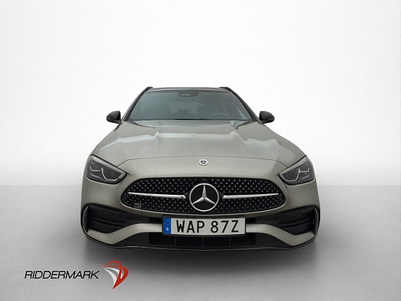 Mercedes-Benz C300 2 of 30