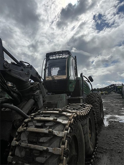 John Deere 1470G 4 of 4