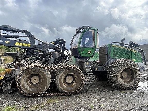 John Deere 1470G 2 of 4