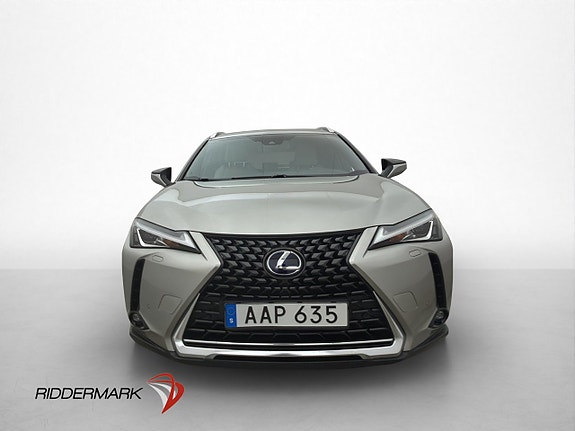 Lexus UX250h 2 of 29