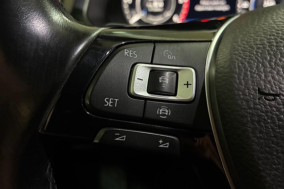 Volkswagen Tiguan 24 of 27