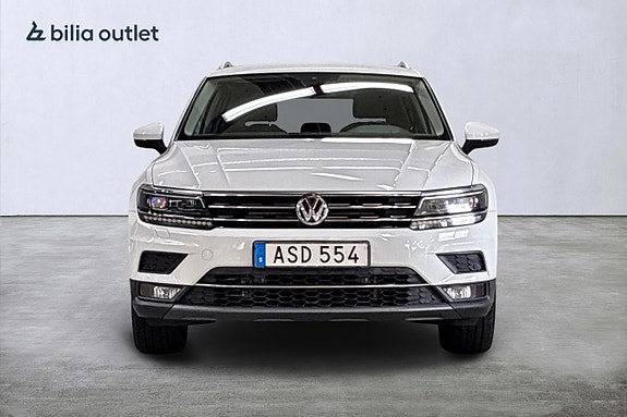 Volkswagen Tiguan 3 of 27