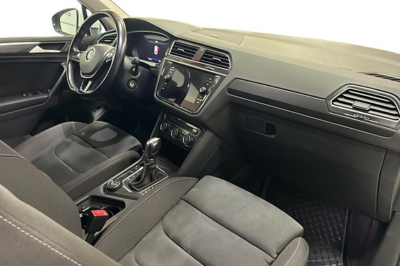 Volkswagen Tiguan 16 of 27