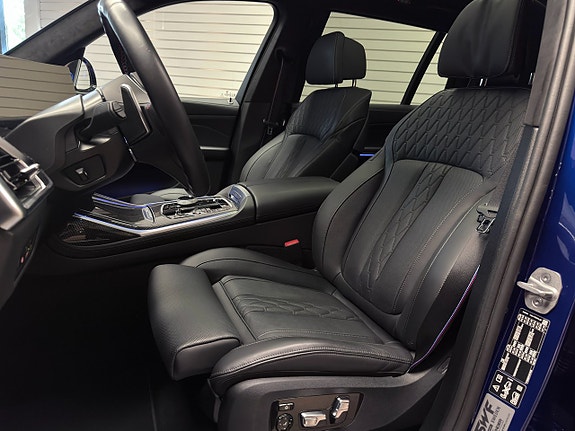BMW X7 15 of 30