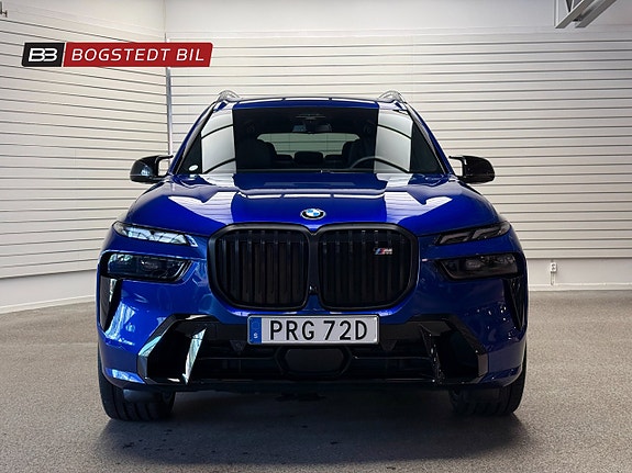 BMW X7 2 of 30