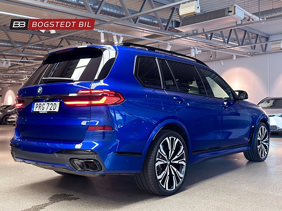 BMW X7 7 of 30