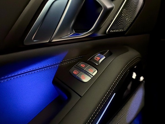 BMW X7 27 of 30