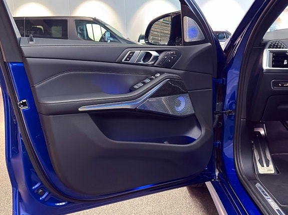 BMW X7 8 of 30