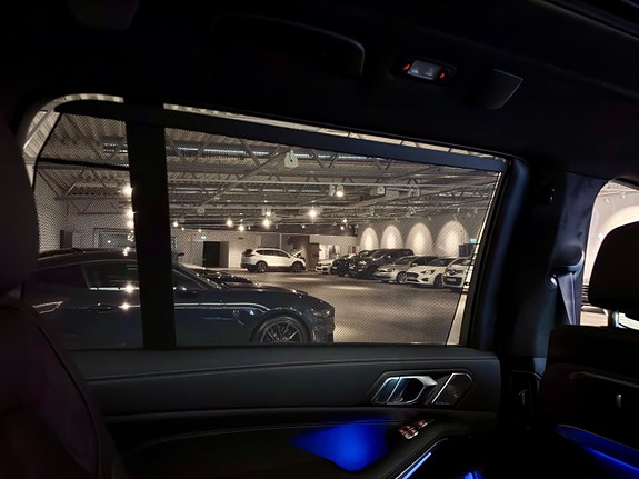 BMW X7 28 of 30