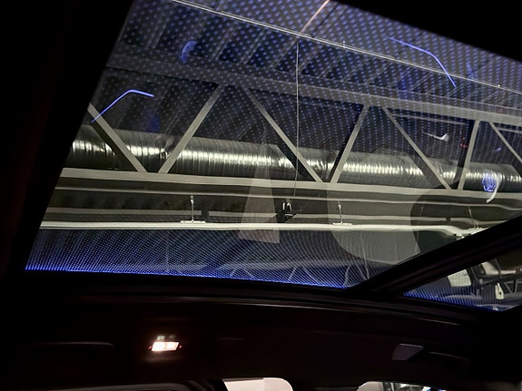 BMW X7 25 of 30
