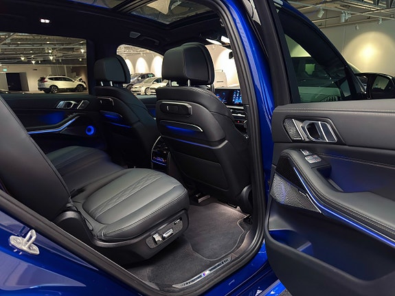 BMW X7 22 of 30