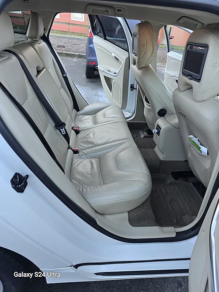 Volvo V60 6 of 14