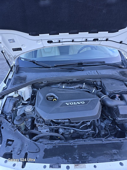 Volvo V60 12 of 14