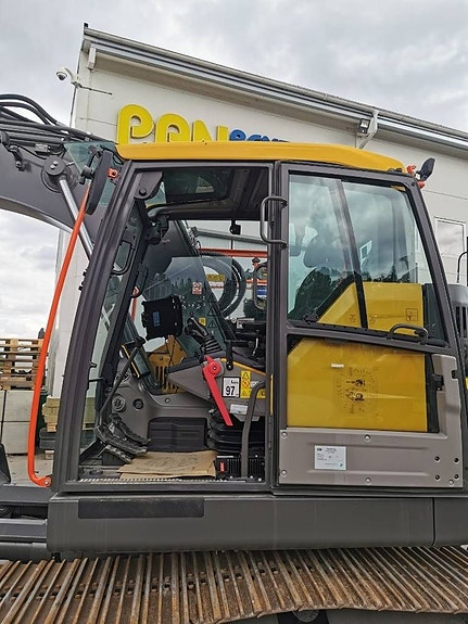 Volvo ECR 145 EL 5 of 8
