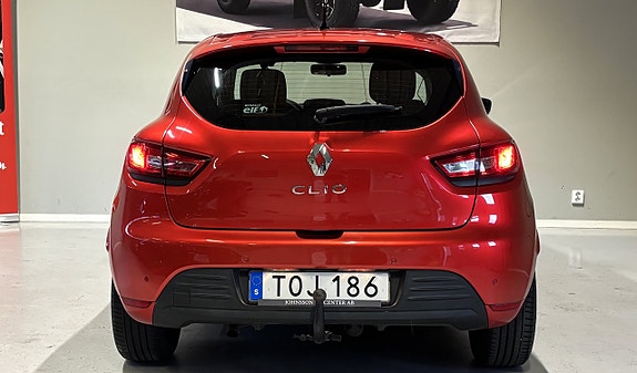 Renault Clio 17 of 19
