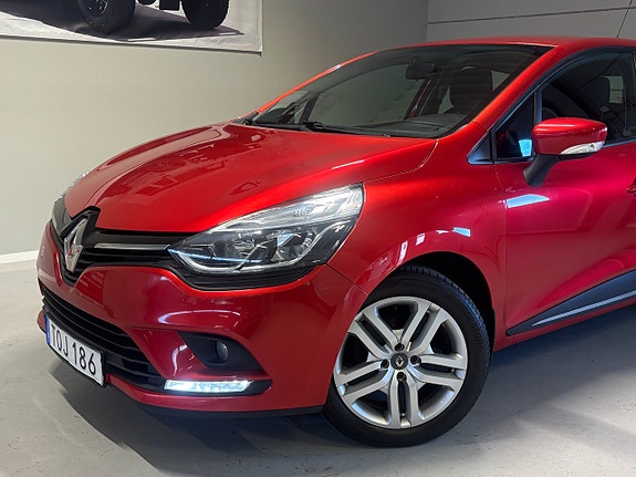 Renault Clio 2 of 19