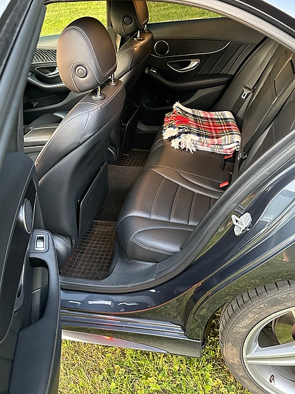 Mercedes-Benz C220 d 8 of 18