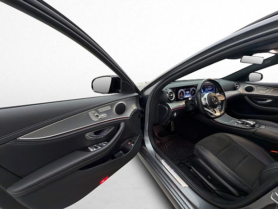 Mercedes-Benz E200 d 11 of 30