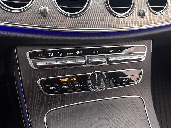 Mercedes-Benz E200 d 29 of 30